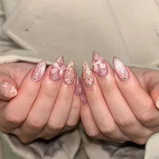 ネイル LIAn.🎀 Munakataのネイルデザイン