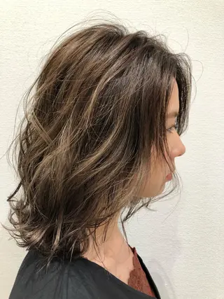 セミロング 日野・八王子レイヤー ワタナベリョウマのヘアスタイル