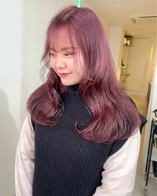 カラー mizuki/ピンク ベージュ.レイヤーのヘアスタイル