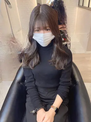 ロング カラー &chaLme   心斎橋所属・emi/髪質改善/ 韓国風/艶カラーのヘアスタイル
