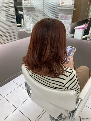 ミディアム カラー 暗髪つや髪💫 岡本彩花のヘアスタイル