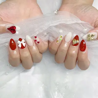 ネイル misaki 🩰‎🤍🎀のネイルデザイン