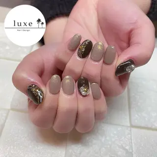 ネイル luxe NailDesignのネイルデザイン
