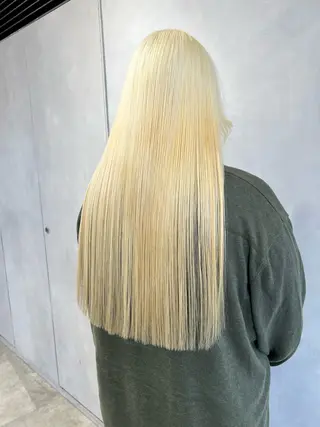 ロング カラー カラースペシャリスト ・齊藤 羽瑠輝のヘアスタイル