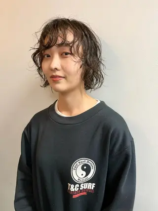 ショート パーマ くせ毛カットとパーマ /美容室難民の方是非のヘアスタイル