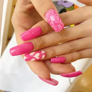 ネイル revia所属・ERI Nailistのネイルデザイン