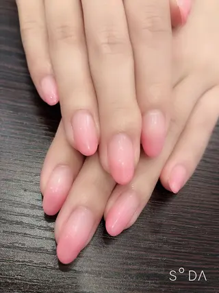 ネイル Piacere所属・Piacere 絵美のネイルデザイン