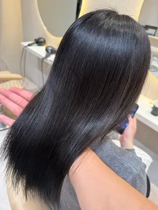 セミロング 縮毛矯正/透明感/ 松葉 晃明のヘアスタイル