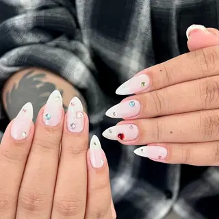 ネイル Ugirl Nail Pinpin🤍のネイルデザイン