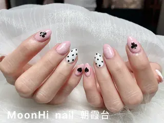 ネイル MoonHi Nail Salon所属・MoonHi Nail 朝霞台のネイルデザイン
