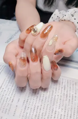 ネイル E·U·B ネイル所属・横浜市中区曙町 E·U·Bネイルのネイルデザイン