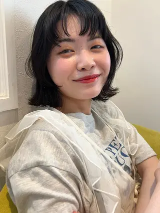 ミディアム カラー 馴染ませNo.1🧃 エクステ・アレンジのヘアスタイル