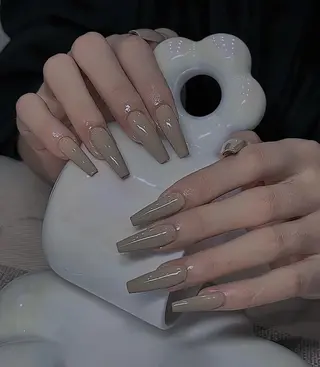 ロング Bling Salonのネイルデザイン