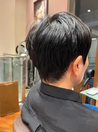 ショート ｼｮｰﾄｶｯﾄ 梅田 山下　すみれのヘアスタイル