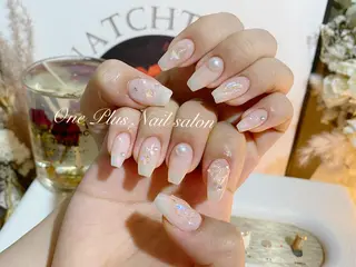 ネイル One Plus Nail Salonのネイルデザイン