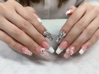 ネイル VIVIAN エイのネイルデザイン