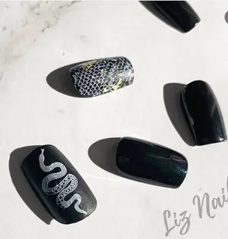 ネイル リズネイル・ 新宿・代々木のネイルデザイン