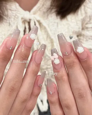 ネイル SALON ELVI.所属・SALON ELVI.のネイルデザイン