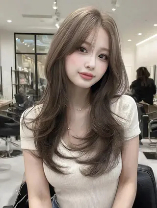 セミロング 青木 りおのヘアスタイル