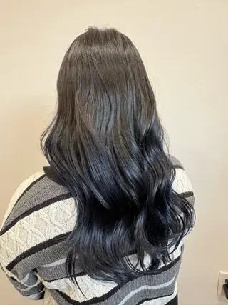 ロング 林 杏夏のヘアスタイル