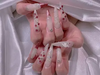 ネイル M2ネイルサロン【長さ出し&フィルイン導入店】所属・長さ出し専門店 RIRIのネイルデザイン