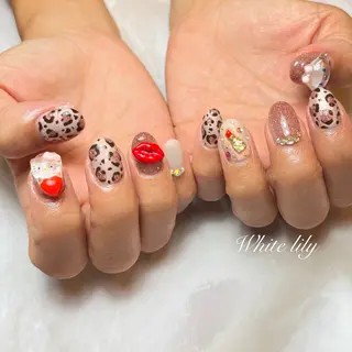 ネイル White lily所属・牧田 雅世のネイルデザイン