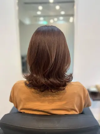 ミディアム ENA レイヤー/くびれヘアのヘアスタイル