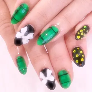 ネイル 梅島のネイル屋さん所属・梅島の ネイル屋さんのネイルデザイン