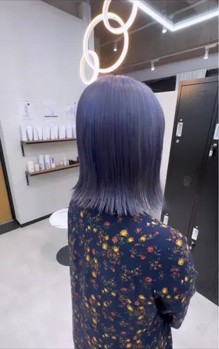 ショート カラー ヒラ マツのヘアスタイル