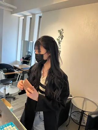 パーマ 髪質改善カラー｜ レイヤー｜小寺 葵のヘアスタイル