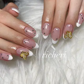 ミディアム ネイル richeri beautyのネイルデザイン