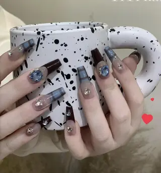 ネイル エ リのネイルデザイン