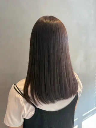 セミロング カラー 長谷川 沙紀のヘアスタイル