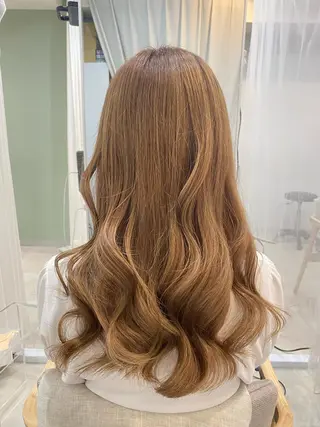 カラー 谷川 李奈のヘアスタイル