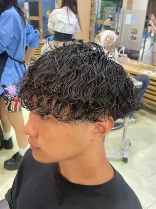 パーマ メンズ レイヤー/スパイキー ショート/坂本翔のヘアスタイル