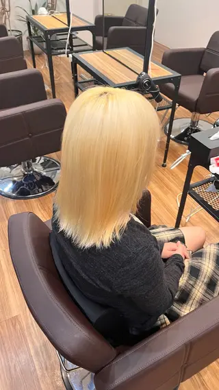 セミロング カラー 須佐美 悠仁のヘアスタイル