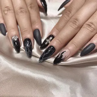 ネイル Lila中百舌鳥所属・Lila スタッフのマツエク・マツパデザイン