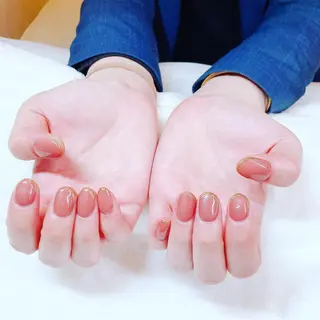 ネイル 根津 綾子のネイルデザイン