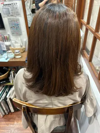 セミロング 古澤 優香のヘアスタイル