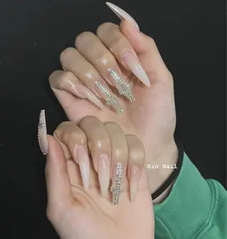 ネイル HIN NAILのネイルデザイン