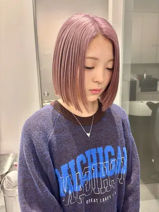 ミディアム カラー iLi所属・iLi 《イリ》のヘアスタイル