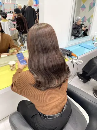 カラー 🪞SHE池袋 Official🪞のヘアスタイル