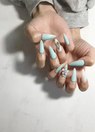 ネイル Trinity staffのネイルデザイン