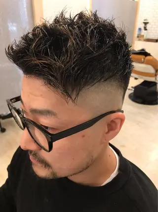 ショート .HIROSHI .のヘアスタイル