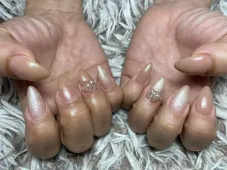 セミロング ネイル ✴︎ Delightのネイルデザイン