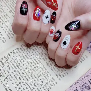 ネイル NOIROUGE所属・NOI ROUGEのネイルデザイン