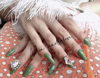 カラー ネイル ロング Mia 自宅ネイルサロンのネイルデザイン