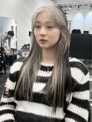 セミロング カラー HARU//原宿🤍 リピート率NO.1のヘアスタイル