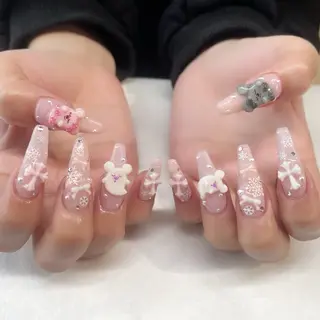 ネイル 💎🐰 saki. m 🐰💎のネイルデザイン