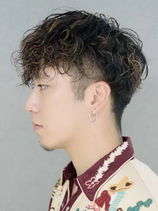 ミディアム カラー beauty: beast 大町店のヘアスタイル